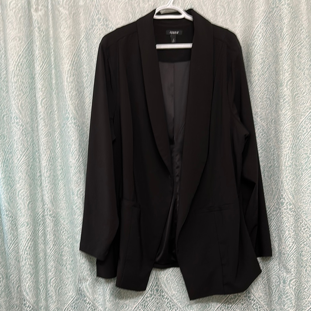 VEUC Torrid Studio Longline Crepe Black Ponte Blazer Sz 3x